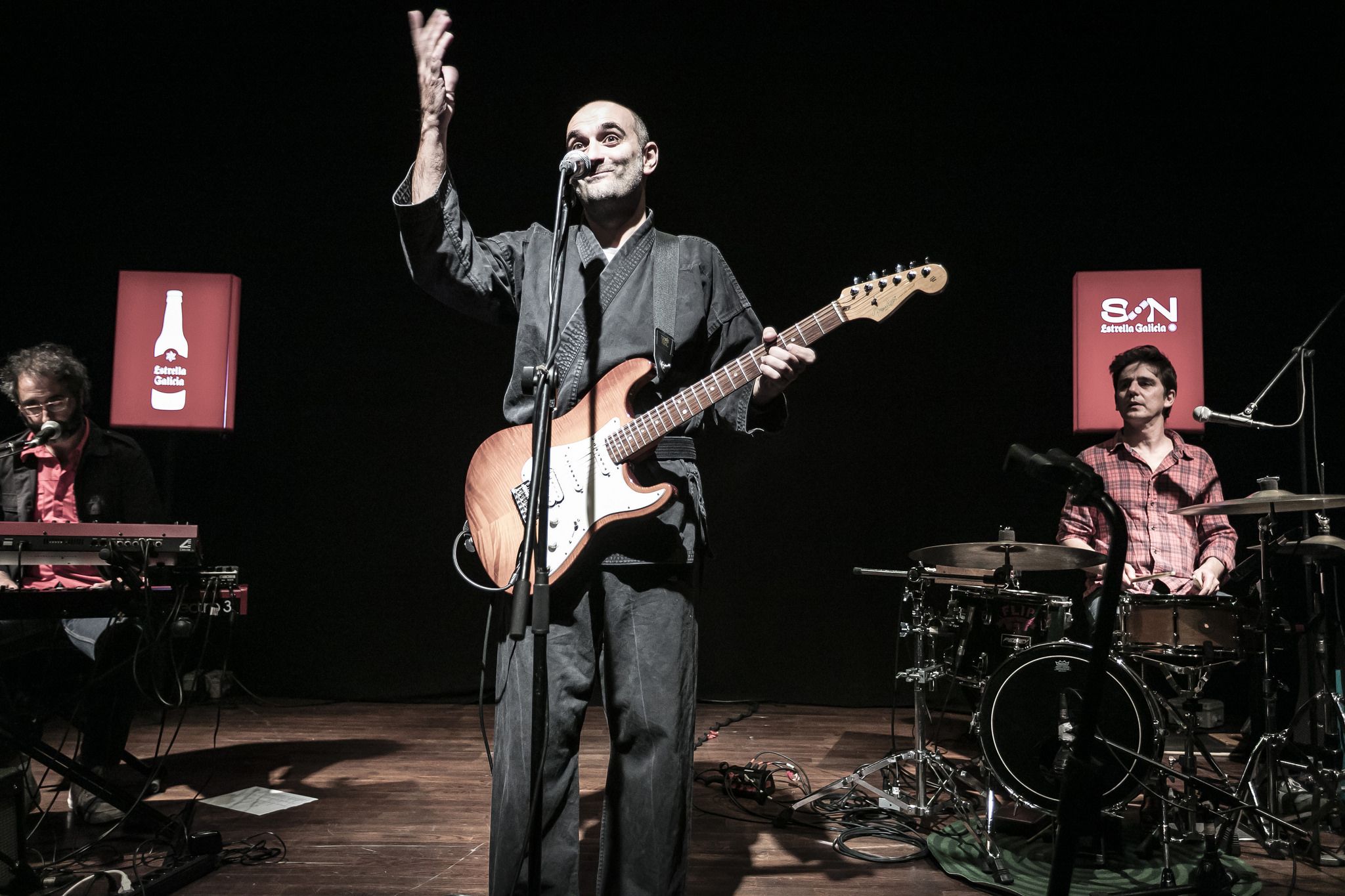 JOAN MIQUEL OLIVER EN EL TEATRO DEL ARTE 